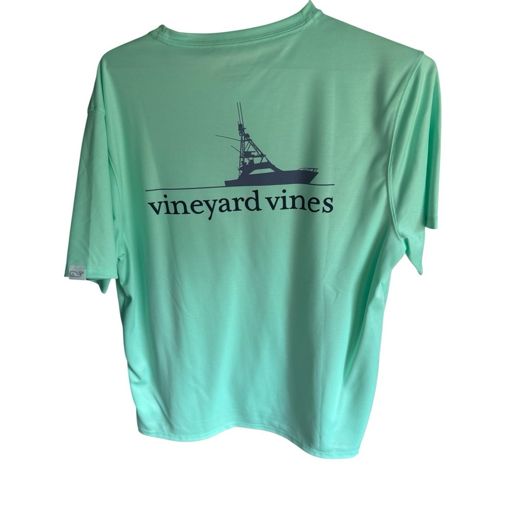 Vineyard Vines Preppy T-shirt Size Large Polyester Short Sleeve